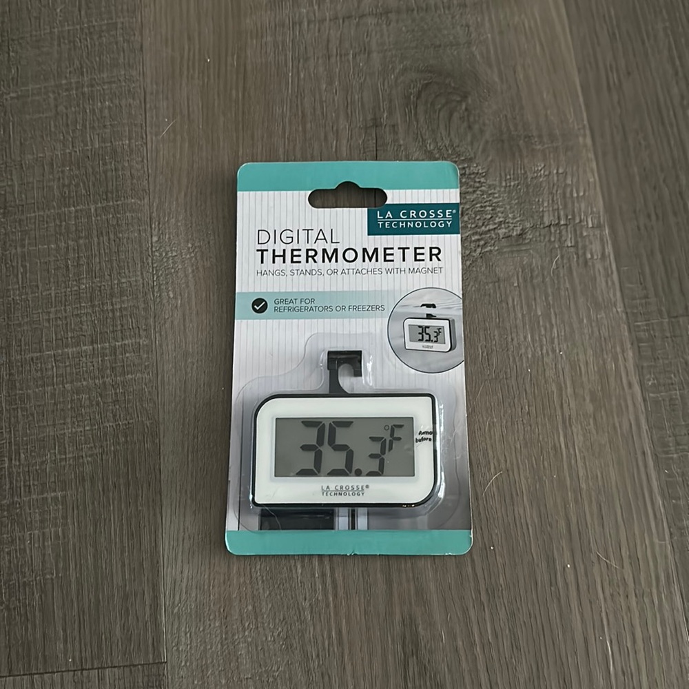 Lacrosse Technology Digital Thermometer